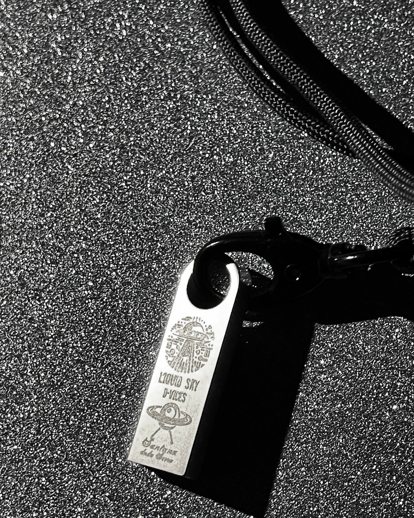 Liquid Sky D-Vices USB Stick 256 GB 👽 Intro Offer! 👽with free 8gb stick