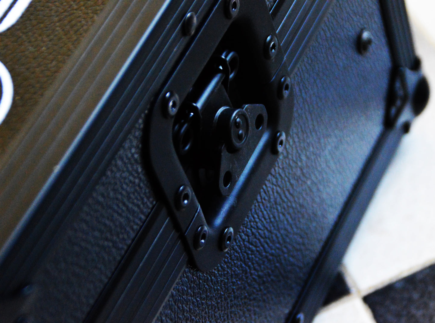 liquid sky & erica synths: dada noise FX cube, modular multi effect system