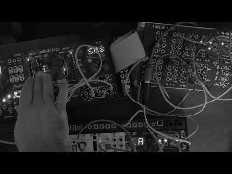liquid sky d-vices - GLITHc non destructive circuit bending board